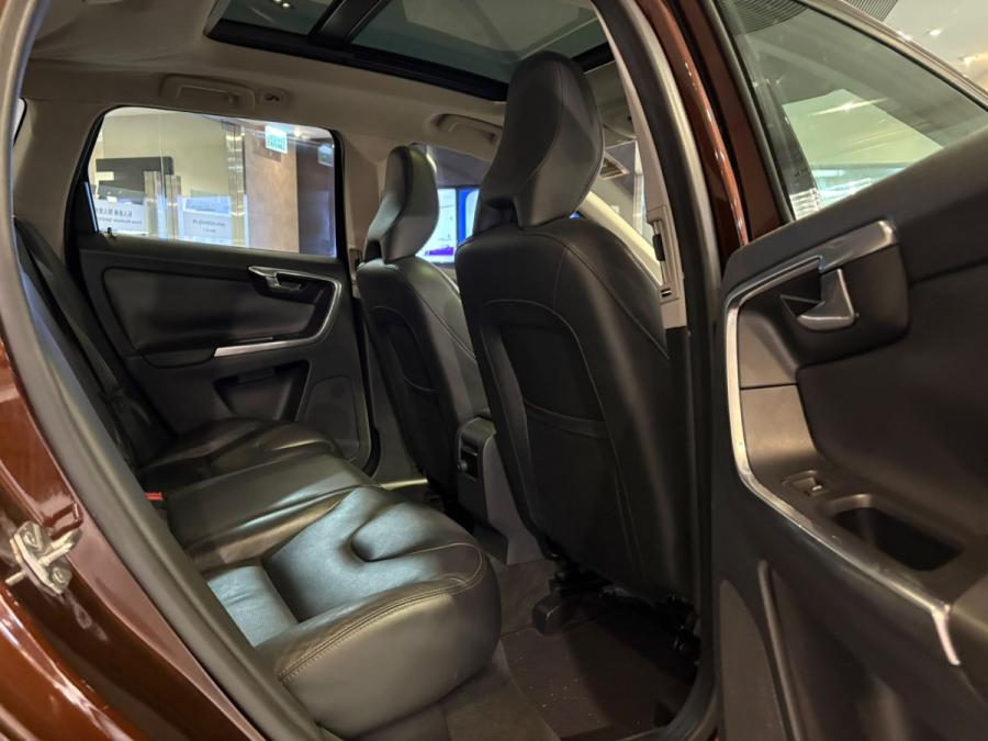 XC60 T5 MR - Image 4